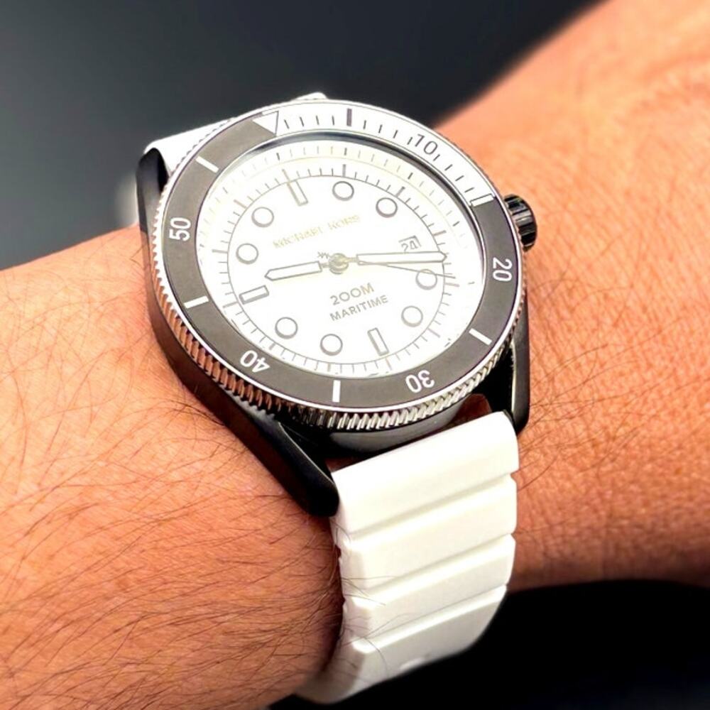 Michael Kors MK9159 Maritime 42mm White Silicone Strap Mens Dive Style Watch NIB - Picture 15 of 17